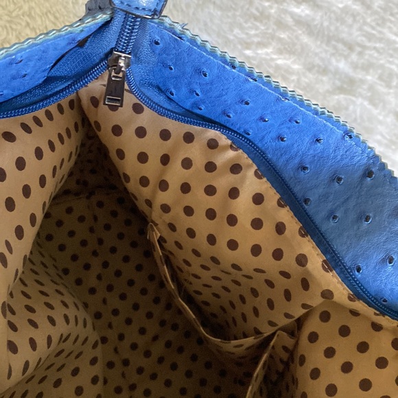 Sale! 🛍️Ostrich Embossed Azure Tote - Picture 10 of 15